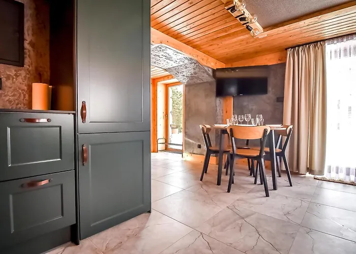 Hanka Z Jacuzzi I Widokiem Na Gory Apartmán